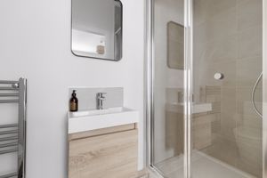 Photo 25- click for photo gallery